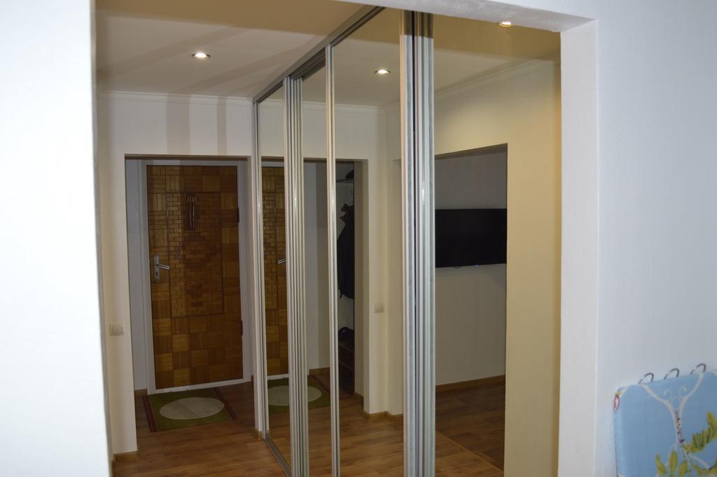 Apartment On Pribuzhskaya 2 Khmelʼnytsʼkyy Exteriör bild